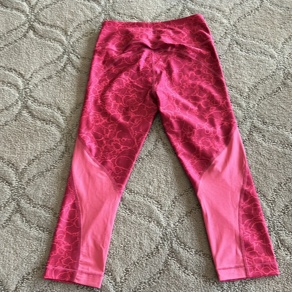 Under armor capri leggings - Picture 2 of 3